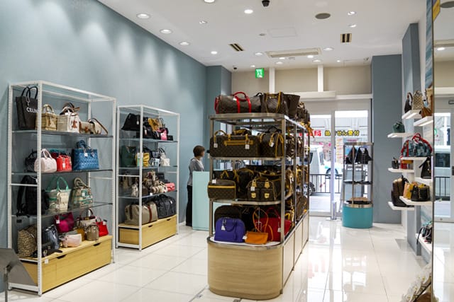 Kyoto Shijo shop 1F BAG,JEWELRY,WATCH,WALLET